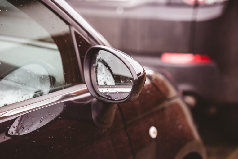 6 consejos para manejar tu auto durante las lluvias